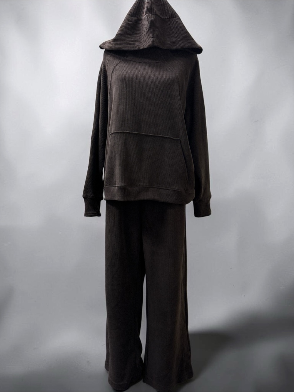 *NWOT* Grace & Lace Women's Dark Brown Hooded Pullover Sweater and pants